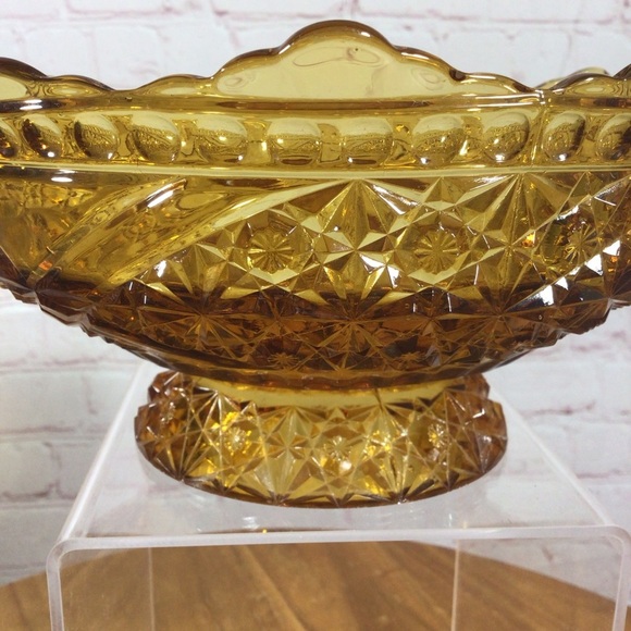 Vintage LG Wright Daisy and Buttons Amber Glass Pedestal Bowl - Picture 3 of 7